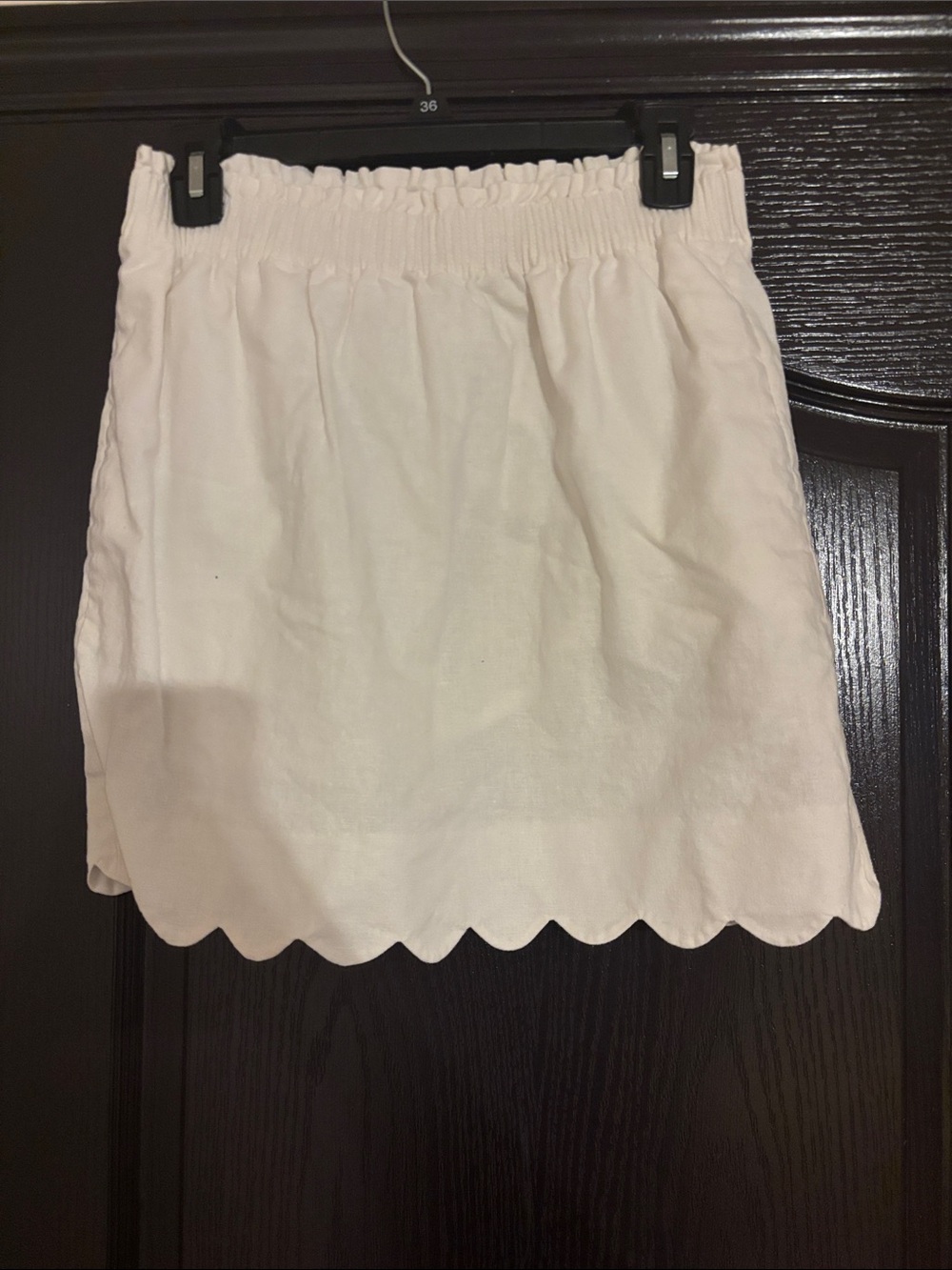 Women’s Scalloped Hem Mini Skirt - White